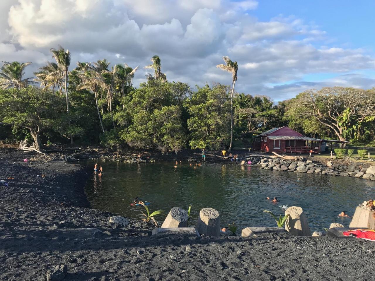 Oceanfront Cottage Near The Kalapana Lava Flows Kehena Exterior photo